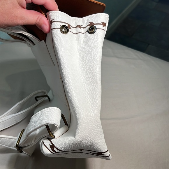 DANIELLE NICOLE X STAR WARS Mandalorian Tan & White Faux Leather Mini Backpack - Picture 13 of 15